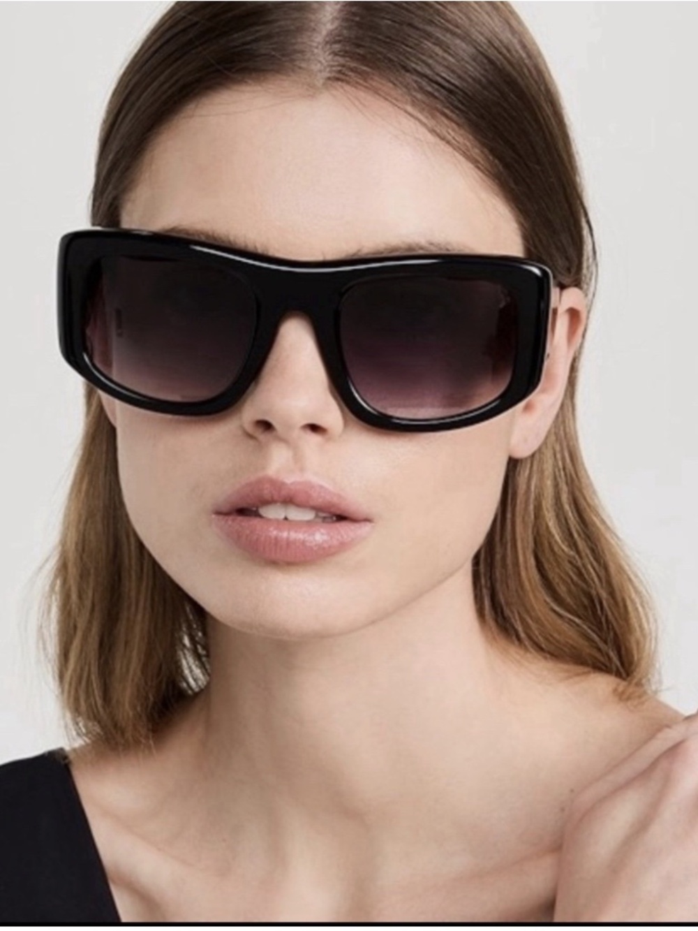 NWT Quay X Guizio Uniform Black Frame/Gray Lens Sunglasses
